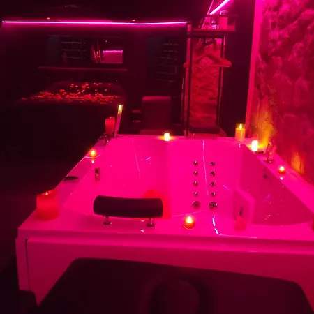 La Cachette Secrete - à En Normandie Avec Balnéo Et Sauna Privatif Villa