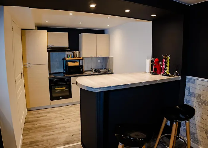 La Cachette Secrete - Maison Romantique Avec Balneo Et Sauna Privatif A En Normandie * Caen