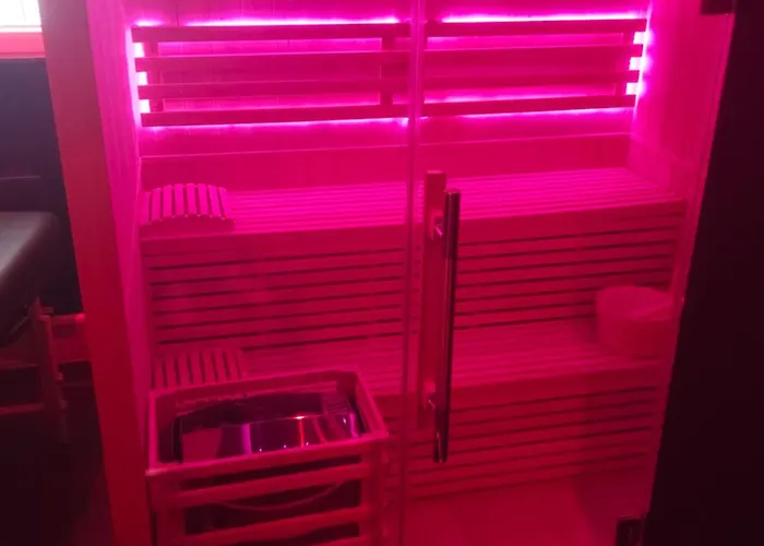 La Cachette Secrete - Maison Romantique Avec Balneo Et Sauna Privatif A En Normandie Caen